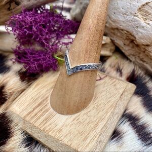 Sterling Silver Stars V Shaped Ring